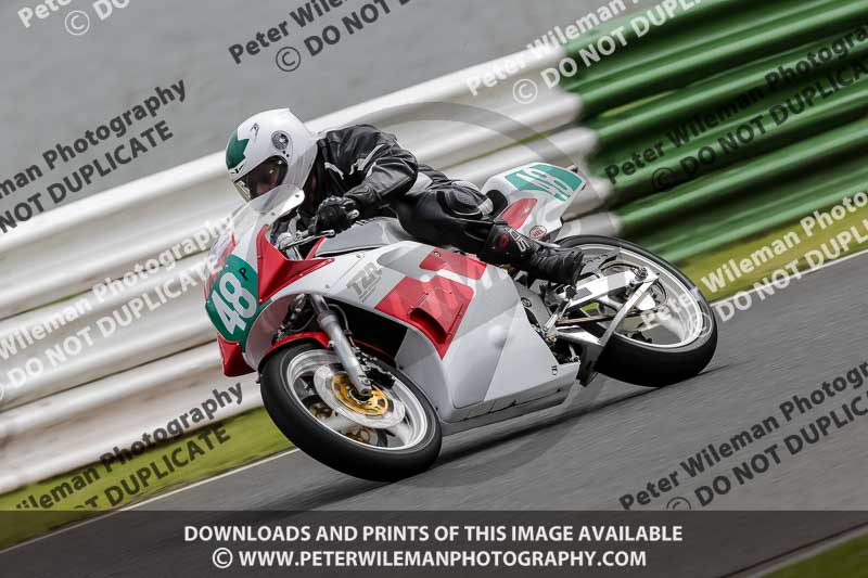 Vintage motorcycle club;eventdigitalimages;mallory park;mallory park trackday photographs;no limits trackdays;peter wileman photography;trackday digital images;trackday photos;vmcc festival 1000 bikes photographs
